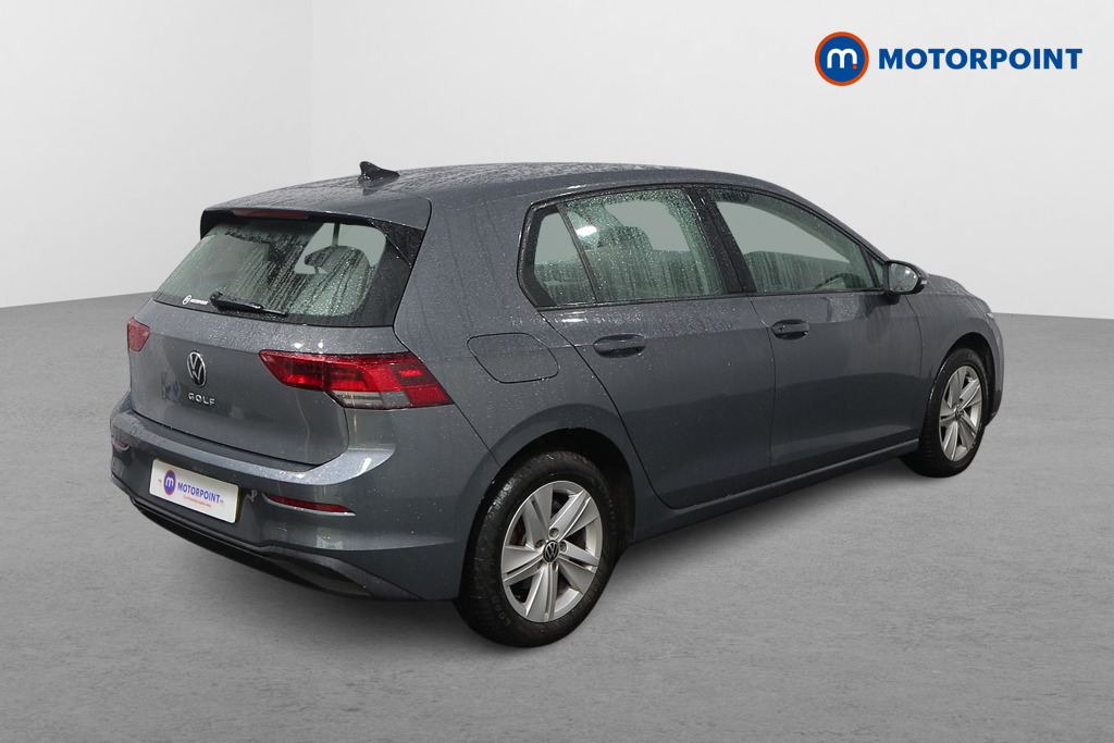 Volkswagen Golf Life Automatic Diesel Hatchback - Stock Number (1611179) - Drivers side rear corner