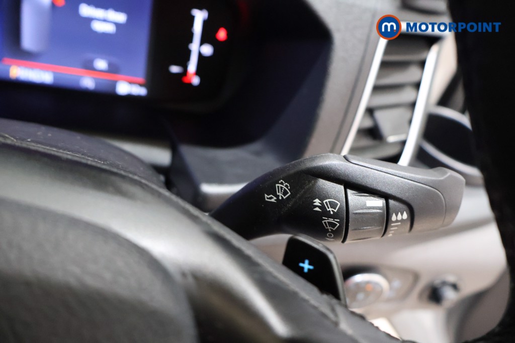 Ford Transit Limited Automatic Diesel Medium Roof Van - Stock Number (1611394) - 6th supplementary image