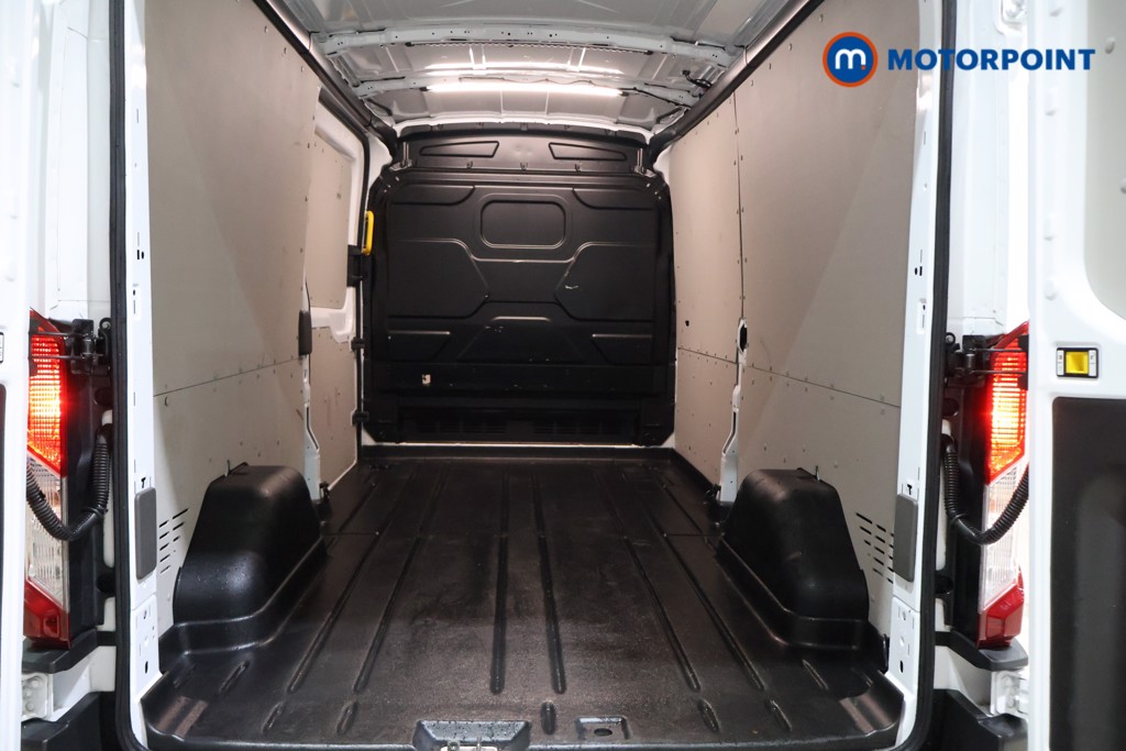 Ford Transit Limited Automatic Diesel Medium Roof Van - Stock Number (1611394) - 19th supplementary image