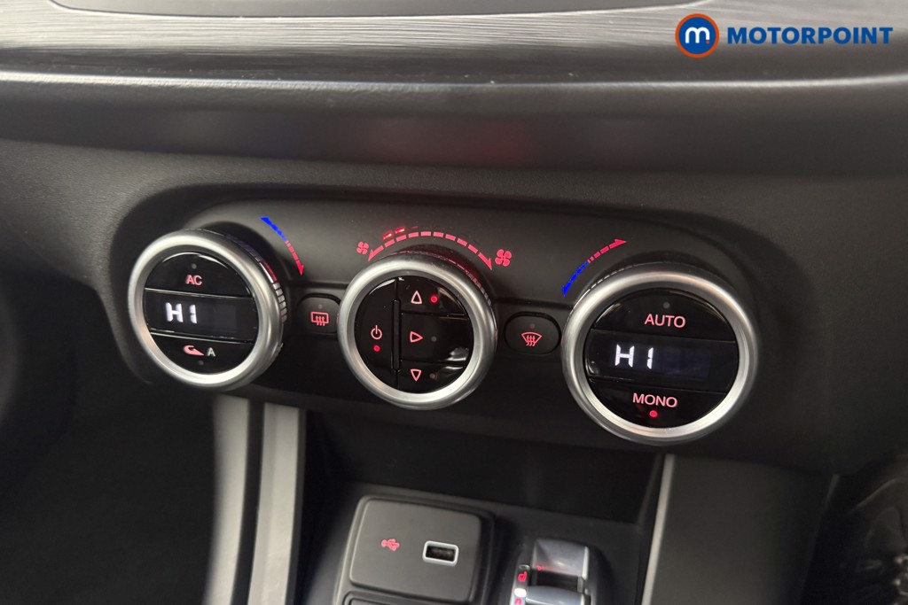 Alfa Romeo Giulietta Super Manual Diesel Hatchback - Stock Number (1611652) - 3rd supplementary image