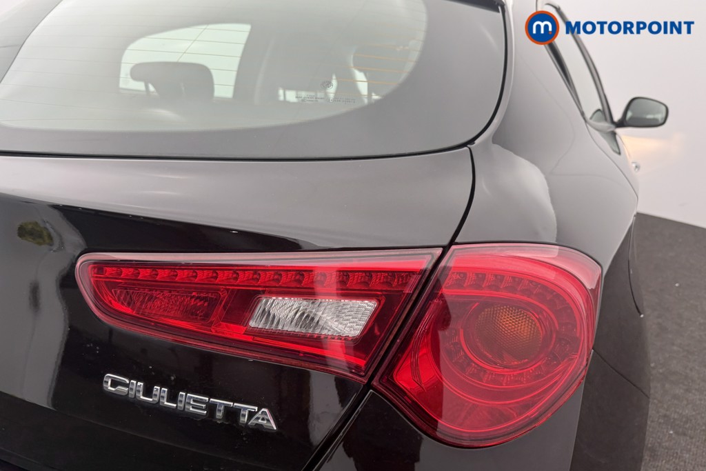 Alfa Romeo Giulietta Super Manual Diesel Hatchback - Stock Number (1611652) - 17th supplementary image