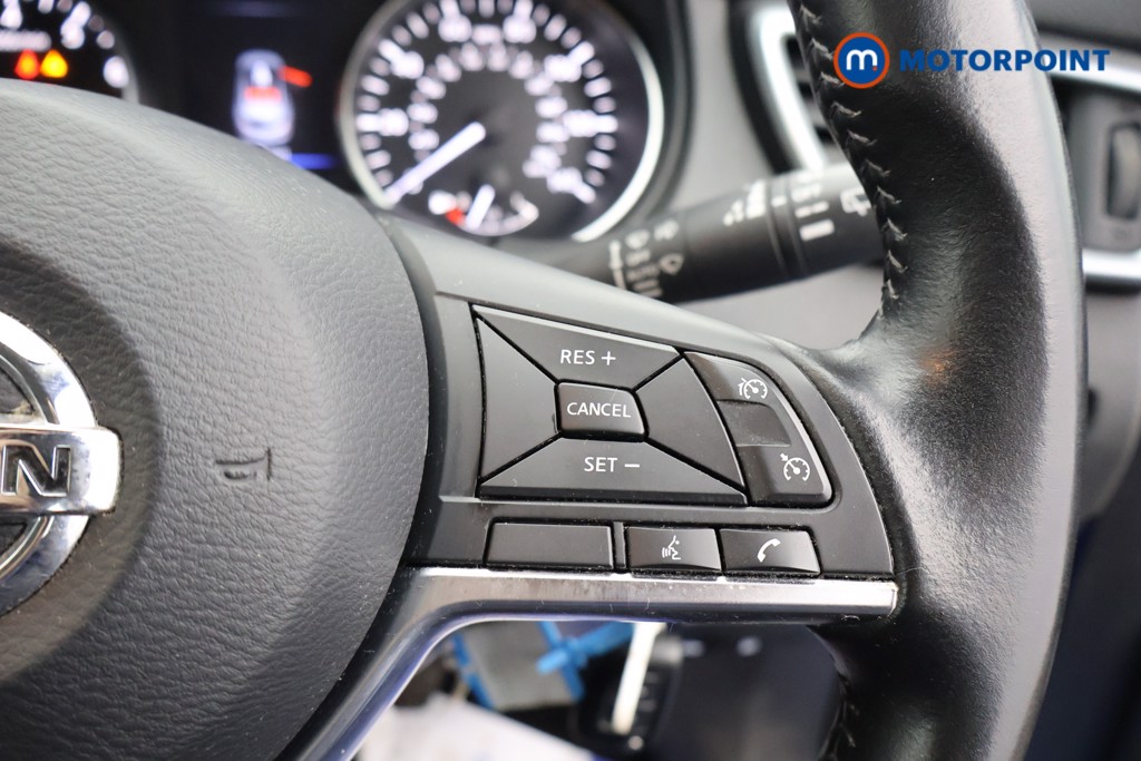Nissan Qashqai Acenta Premium Manual Petrol SUV - Stock Number (1611804) - 3rd supplementary image