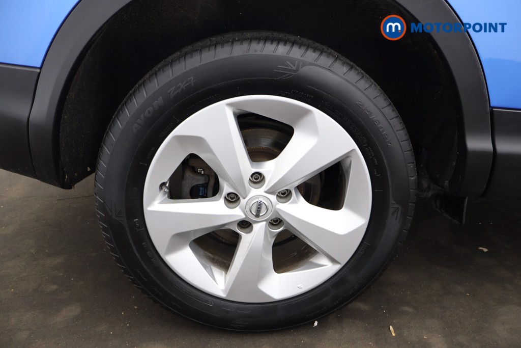 Nissan Qashqai Acenta Premium Manual Petrol SUV - Stock Number (1611804) - 21st supplementary image