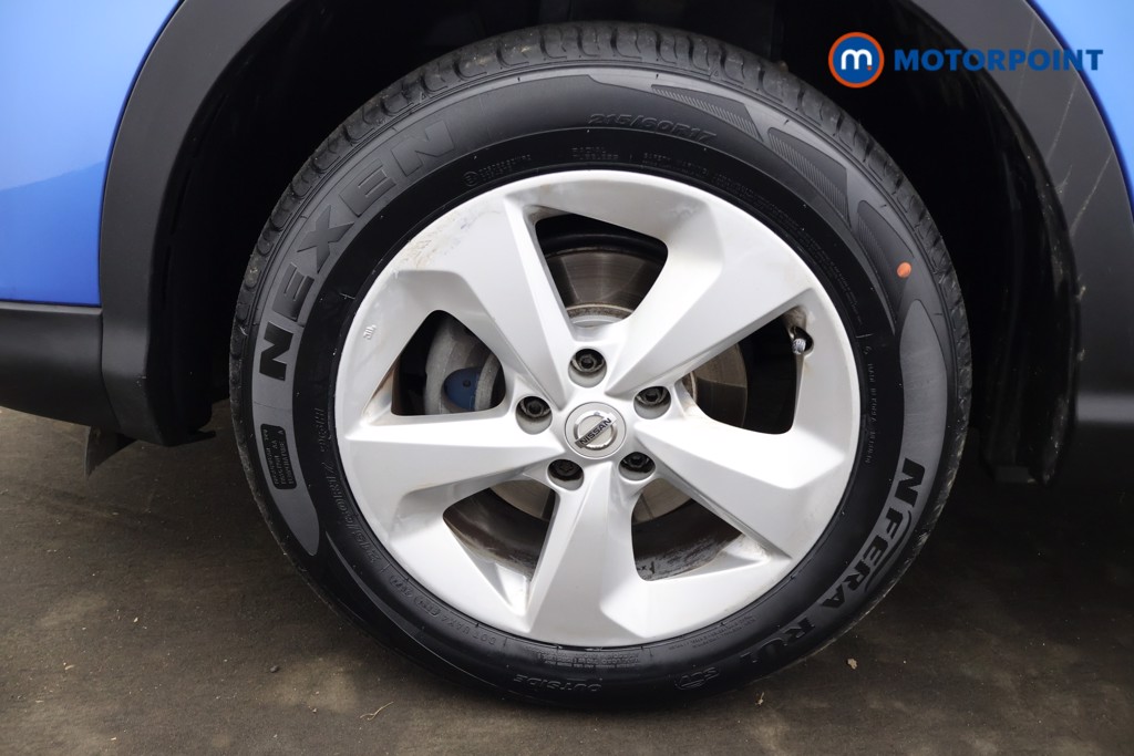 Nissan Qashqai Acenta Premium Manual Petrol SUV - Stock Number (1611804) - 23rd supplementary image