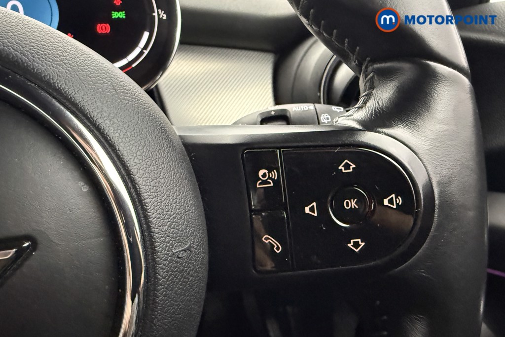 Mini Hatchback Cooper Exclusive Automatic Petrol Hatchback - Stock Number (1612054) - 8th supplementary image