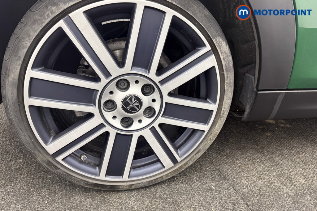 Mini Hatchback Cooper Exclusive Automatic Petrol Hatchback - Stock Number (1612054) - 19th supplementary image