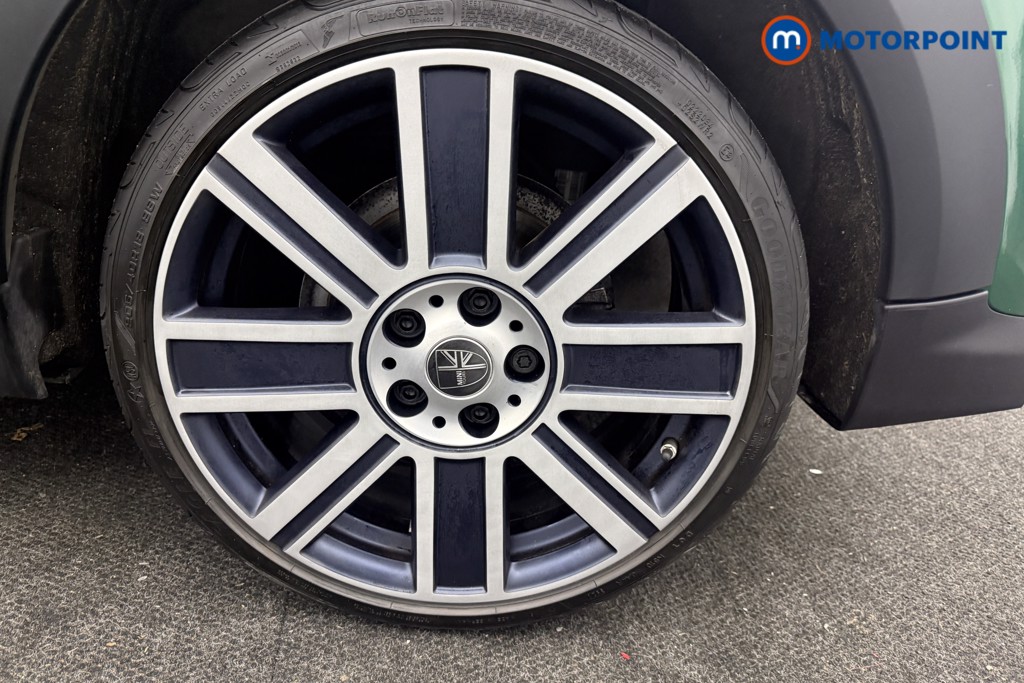 Mini Hatchback Cooper Exclusive Automatic Petrol Hatchback - Stock Number (1612054) - 22nd supplementary image