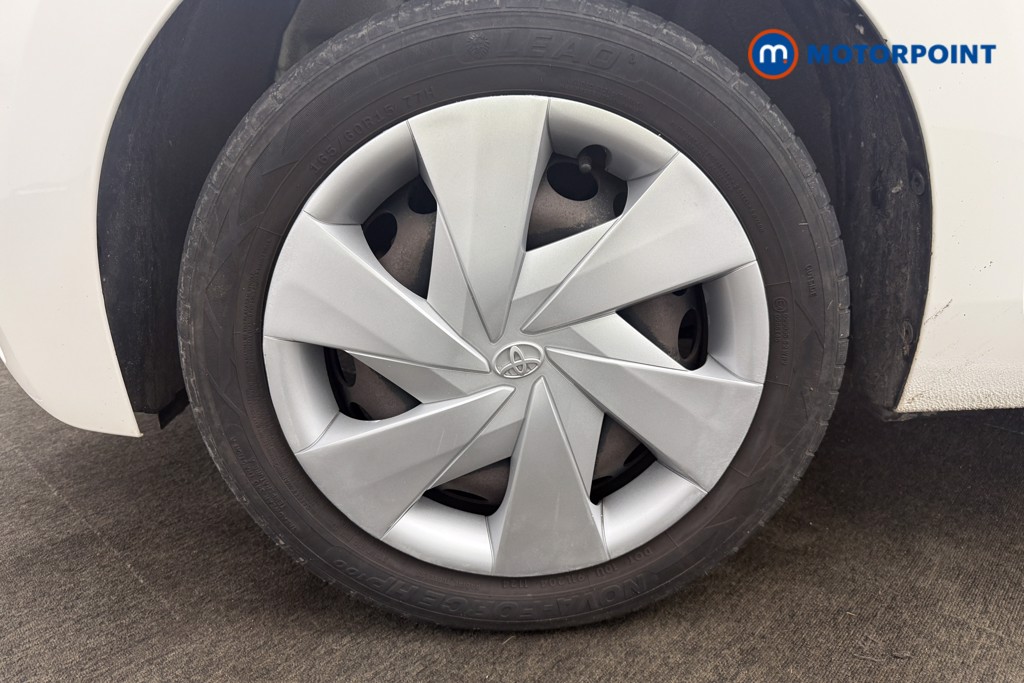 Toyota Aygo X-Play Manual Petrol Hatchback - Stock Number (1612542) - 4th supplementary image