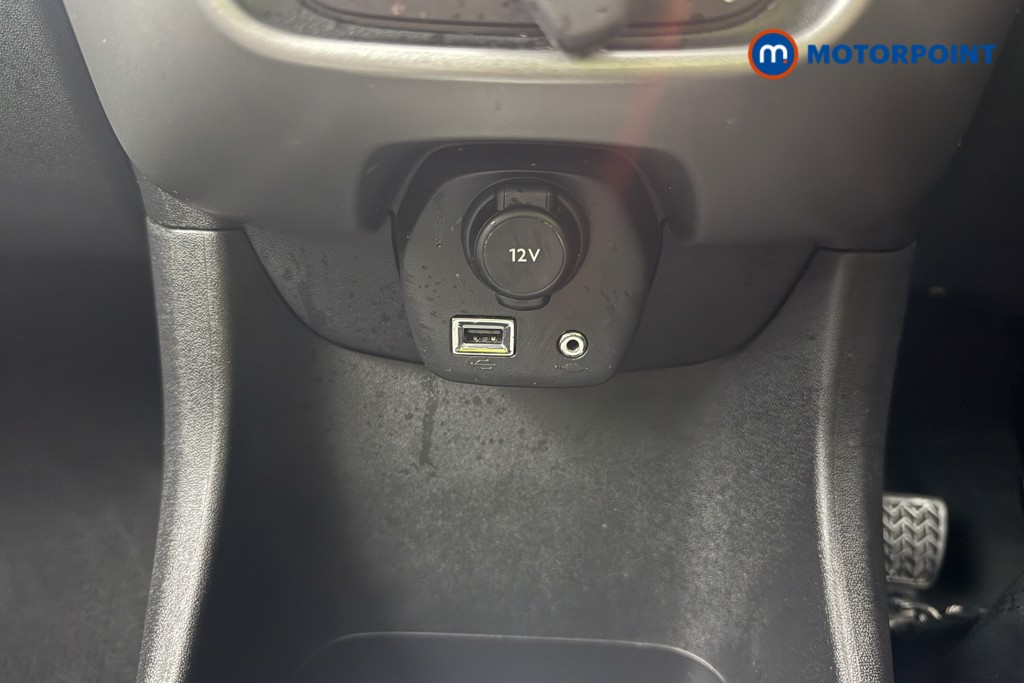 Toyota Aygo X-Play Manual Petrol Hatchback - Stock Number (1612542) - 16th supplementary image