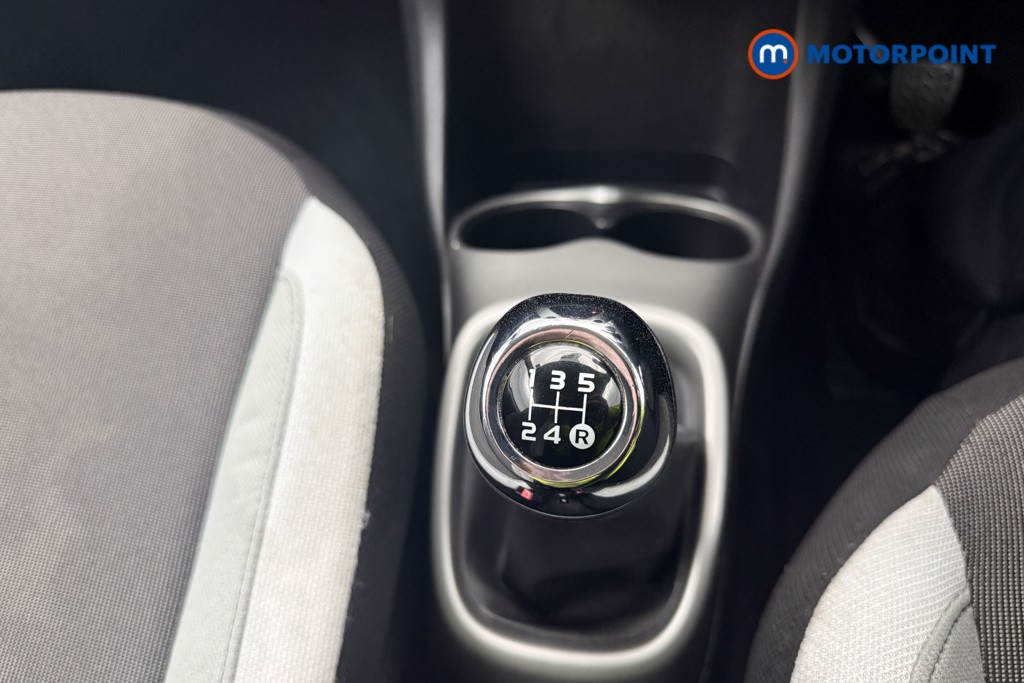 Toyota Aygo X-Play Manual Petrol Hatchback - Stock Number (1612542) - 17th supplementary image