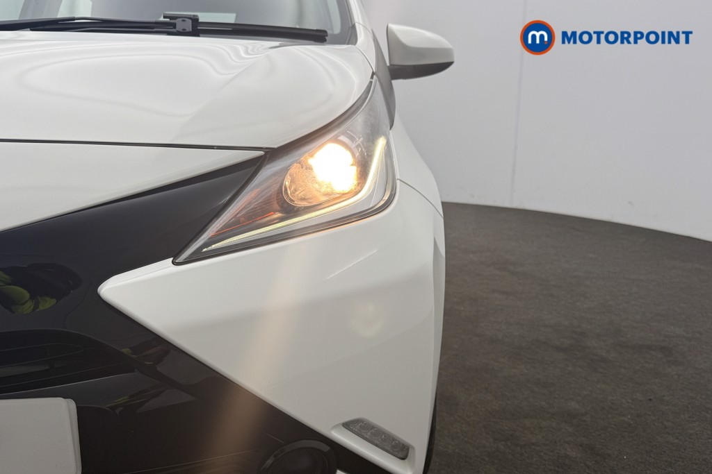 Toyota Aygo X-Play Manual Petrol Hatchback - Stock Number (1612542) - 27th supplementary image