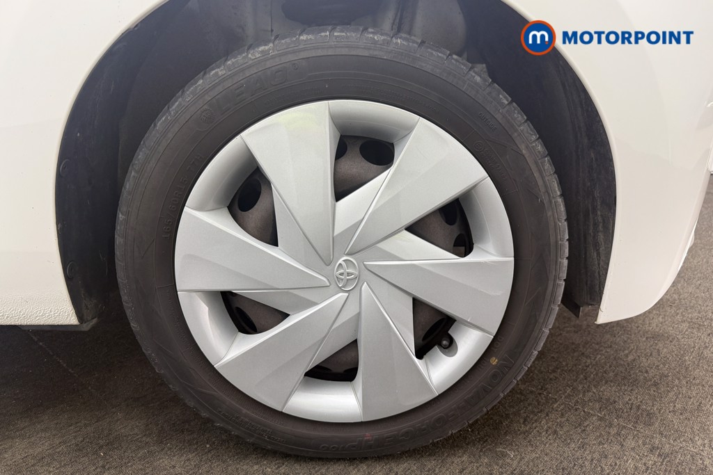 Toyota Aygo X-Play Manual Petrol Hatchback - Stock Number (1612542) - 1st supplementary image