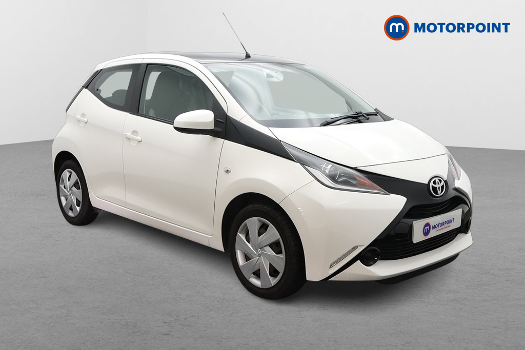 Toyota Aygo X-Play Manual Petrol Hatchback - Stock Number (1612542) - Drivers side front corner