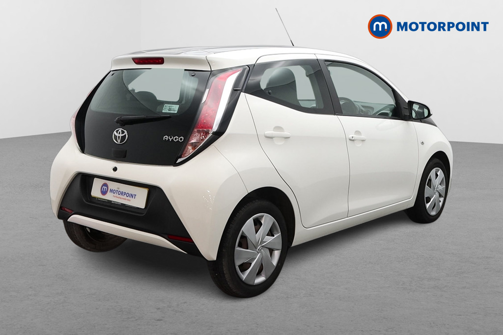 Toyota Aygo X-Play Manual Petrol Hatchback - Stock Number (1612542) - Drivers side rear corner