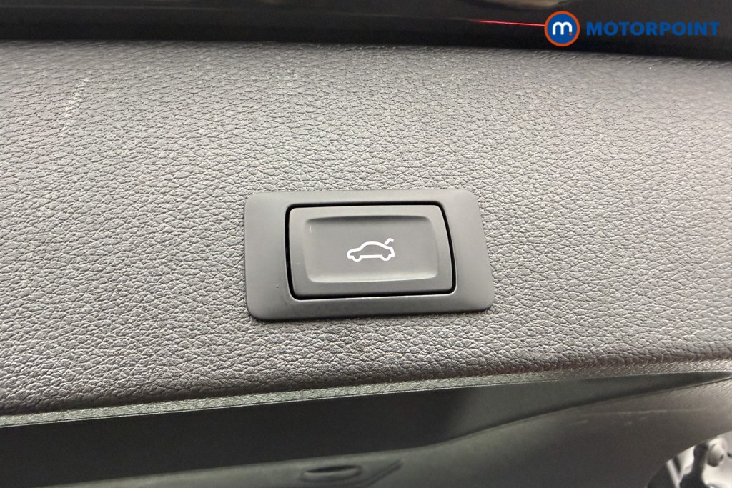 Audi Q2 S Line Automatic Petrol SUV - Stock Number (1612796) - 15th supplementary image