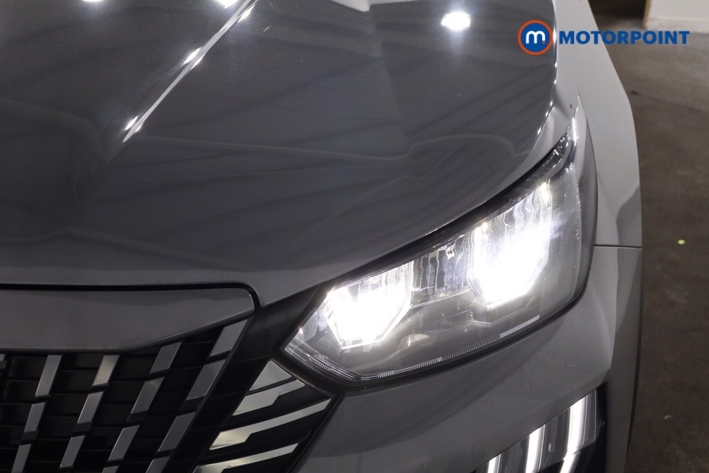 Peugeot 2008 Allure Manual Petrol SUV - Stock Number (1613100) - 27th supplementary image