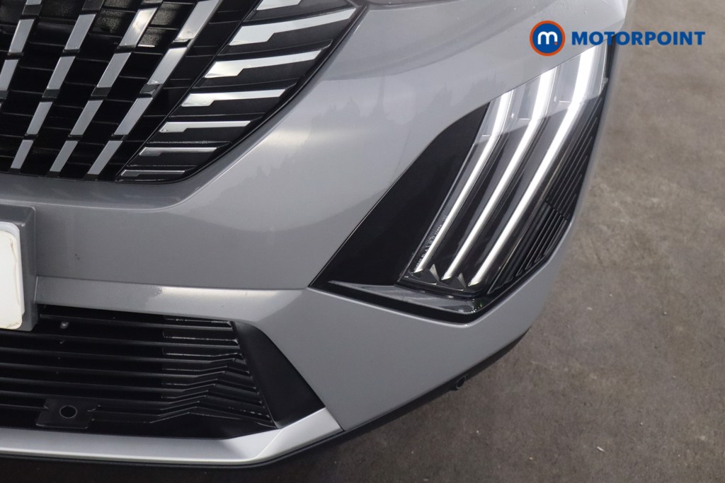 Peugeot 2008 Allure Manual Petrol SUV - Stock Number (1613100) - 28th supplementary image