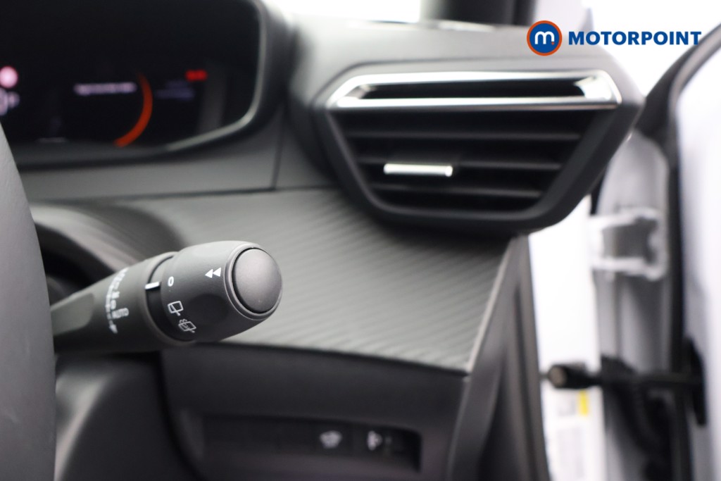 Peugeot 2008 Allure Automatic Petrol SUV - Stock Number (1613111) - 5th supplementary image