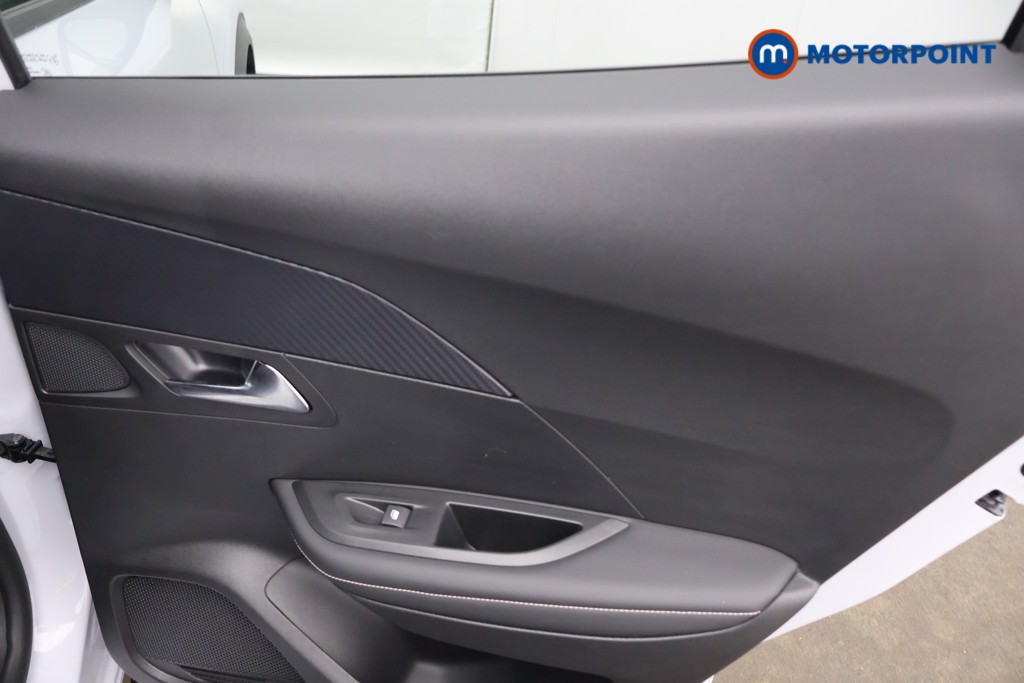 Peugeot 2008 Allure Automatic Petrol SUV - Stock Number (1613111) - 15th supplementary image