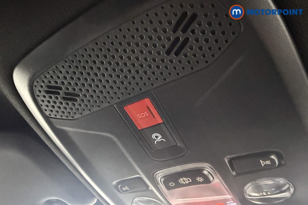 Peugeot 2008 Allure Manual Petrol SUV - Stock Number (1613123) - 8th supplementary image