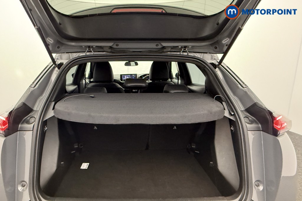 Peugeot 2008 Allure Manual Petrol SUV - Stock Number (1613123) - 12th supplementary image