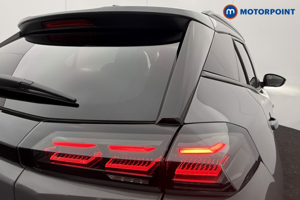 Peugeot 2008 Allure Manual Petrol SUV - Stock Number (1613123) - 16th supplementary image