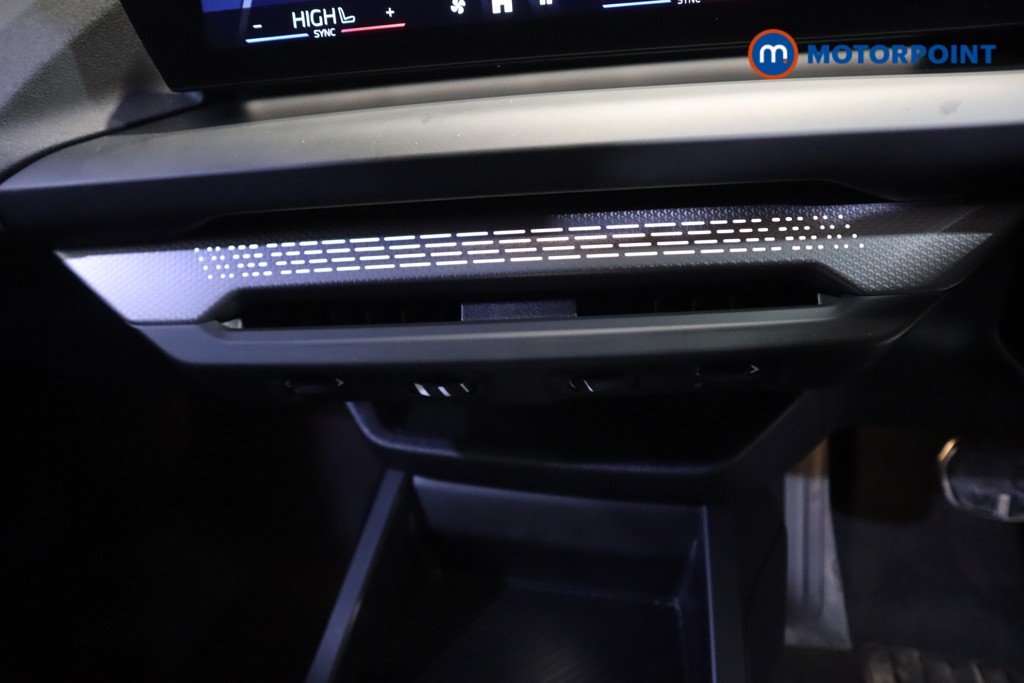 BMW 1 Series M135 Automatic Petrol Hatchback - Stock Number (1613178) - 5th supplementary image