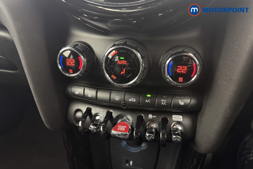Mini Hatchback Cooper Exclusive Automatic Petrol Hatchback - Stock Number (1613423) - 3rd supplementary image