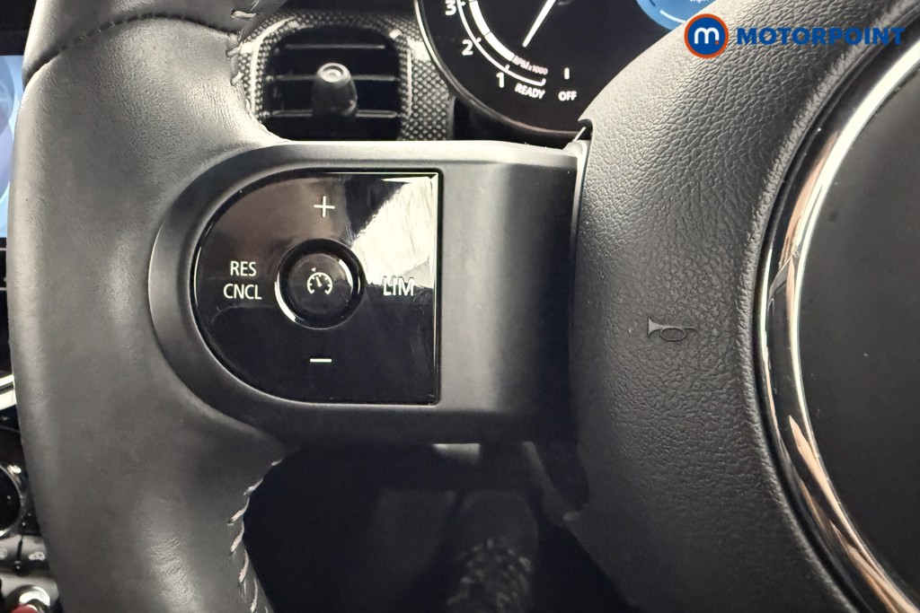 Mini Hatchback Cooper Exclusive Automatic Petrol Hatchback - Stock Number (1613423) - 6th supplementary image