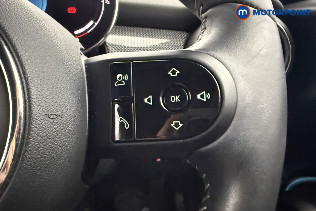 Mini Hatchback Cooper Exclusive Automatic Petrol Hatchback - Stock Number (1613423) - 7th supplementary image