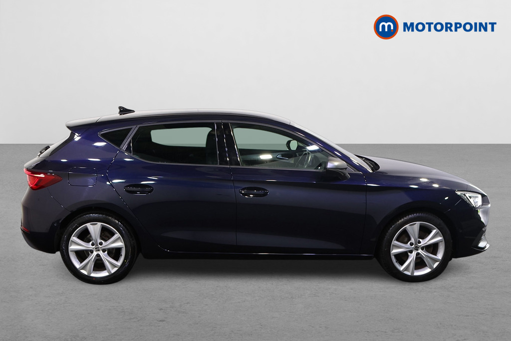 Seat Leon FR Manual Petrol Hatchback - Stock Number (1613548) - Drivers side