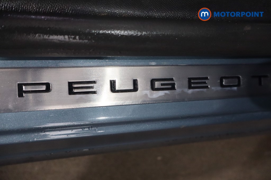 Peugeot 5008 GT Automatic Petrol SUV - Stock Number (1613664) - 23rd supplementary image