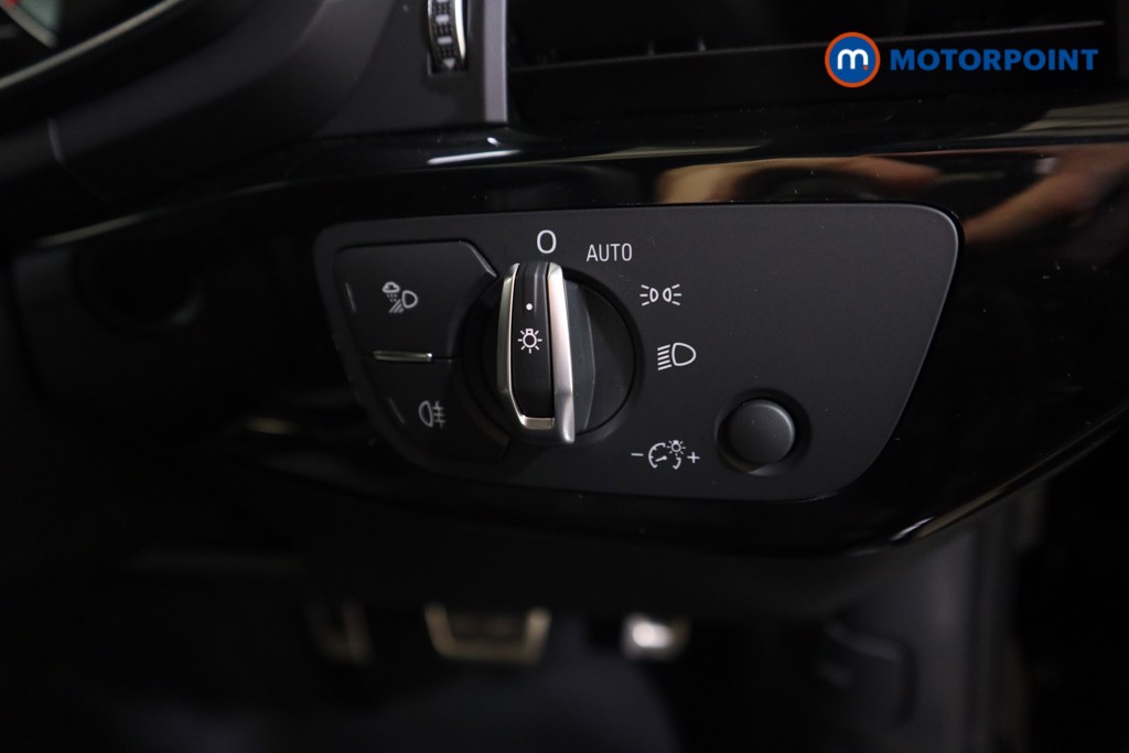 Audi A4 Black Edition Automatic Diesel Saloon - Stock Number (1613921) - 12th supplementary image