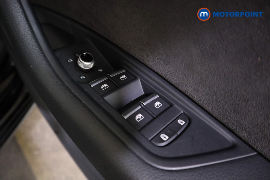 Audi A4 Black Edition Automatic Diesel Saloon - Stock Number (1613921) - 14th supplementary image