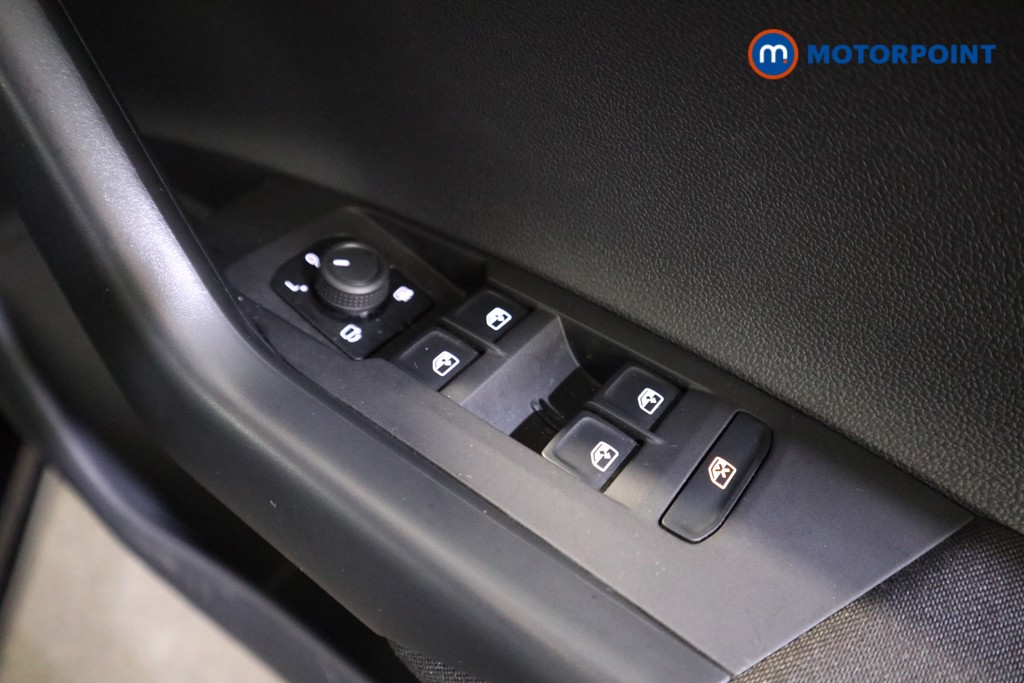 Volkswagen Polo Life Manual Petrol Hatchback - Stock Number (1614192) - 13th supplementary image