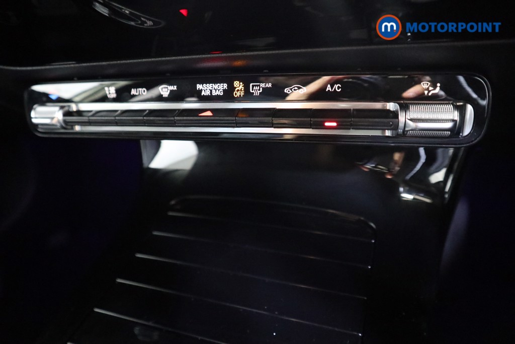 Mercedes-Benz A Class Amg Line Automatic Diesel Hatchback - Stock Number (1614388) - 9th supplementary image