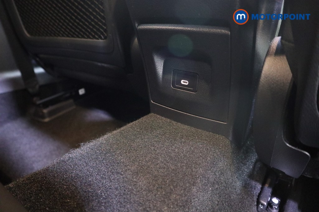 Mercedes-Benz A Class Amg Line Automatic Diesel Hatchback - Stock Number (1614388) - 19th supplementary image