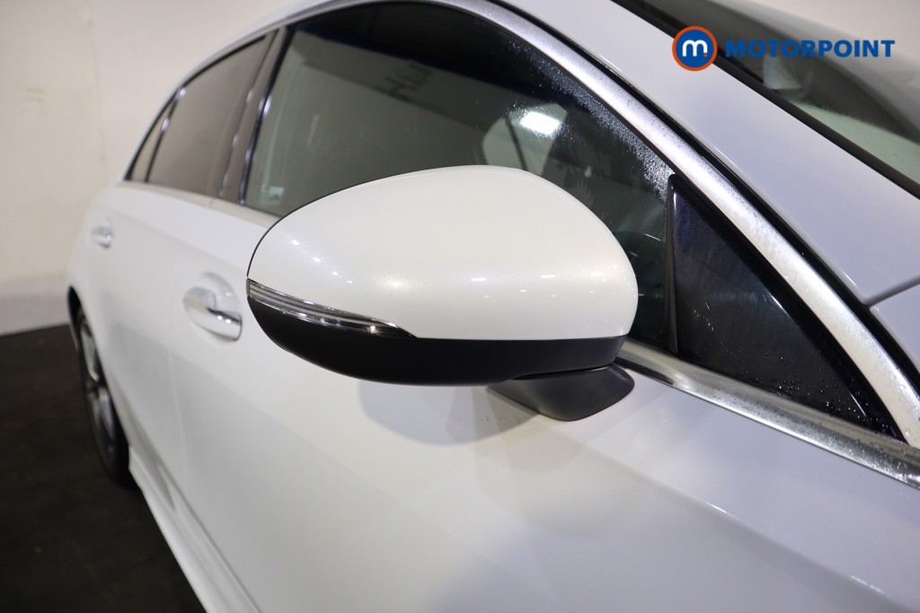 Mercedes-Benz A Class Amg Line Automatic Diesel Hatchback - Stock Number (1614388) - 32nd supplementary image