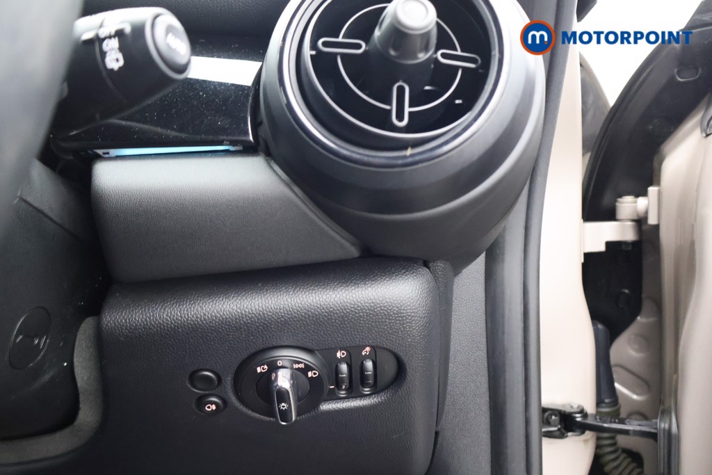 Mini Hatchback Cooper Sport Automatic Petrol Hatchback - Stock Number (1614432) - 7th supplementary image