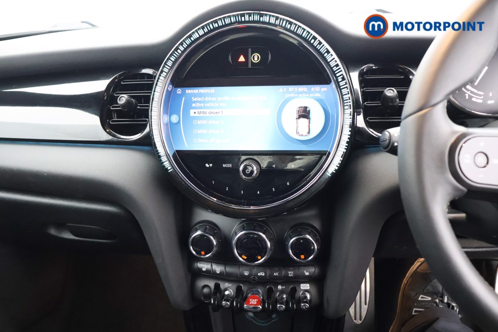 Mini Hatchback Cooper Sport Automatic Petrol Hatchback - Stock Number (1614432) - 8th supplementary image