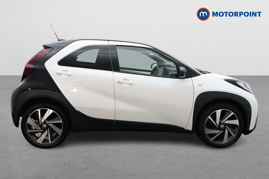Toyota Aygo X Edge Manual Petrol Hatchback - Stock Number (1614780) - Drivers side