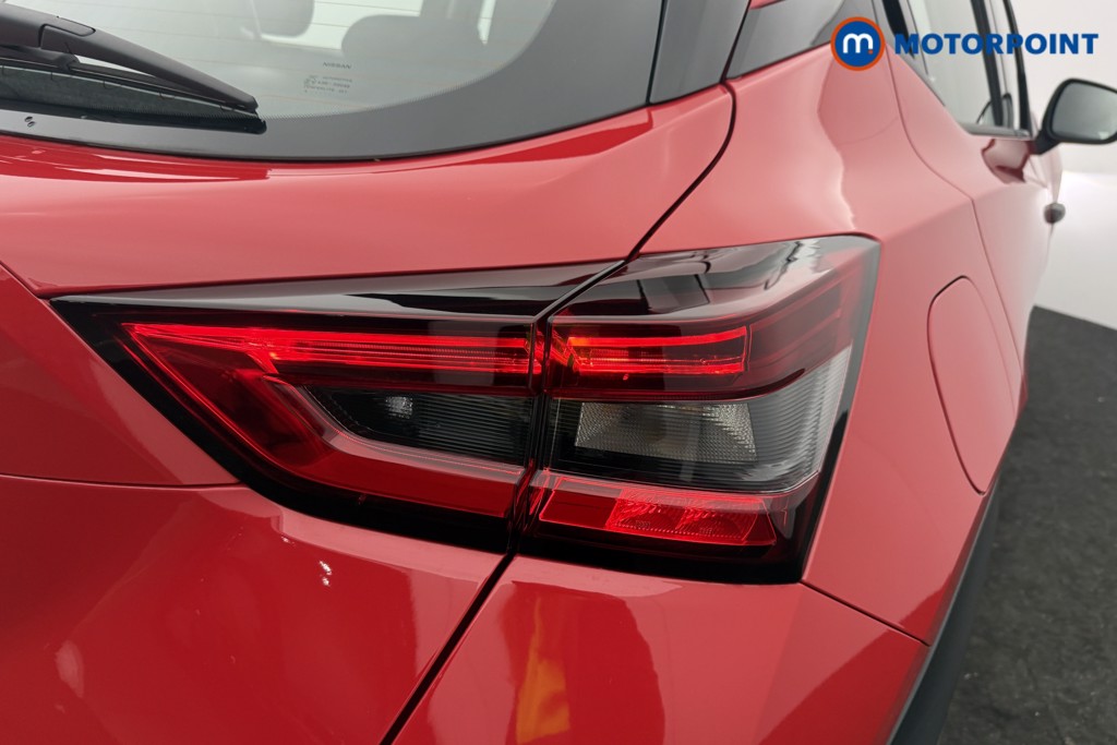 Nissan Juke Acenta Premium Automatic Petrol SUV - Stock Number (1614849) - 16th supplementary image