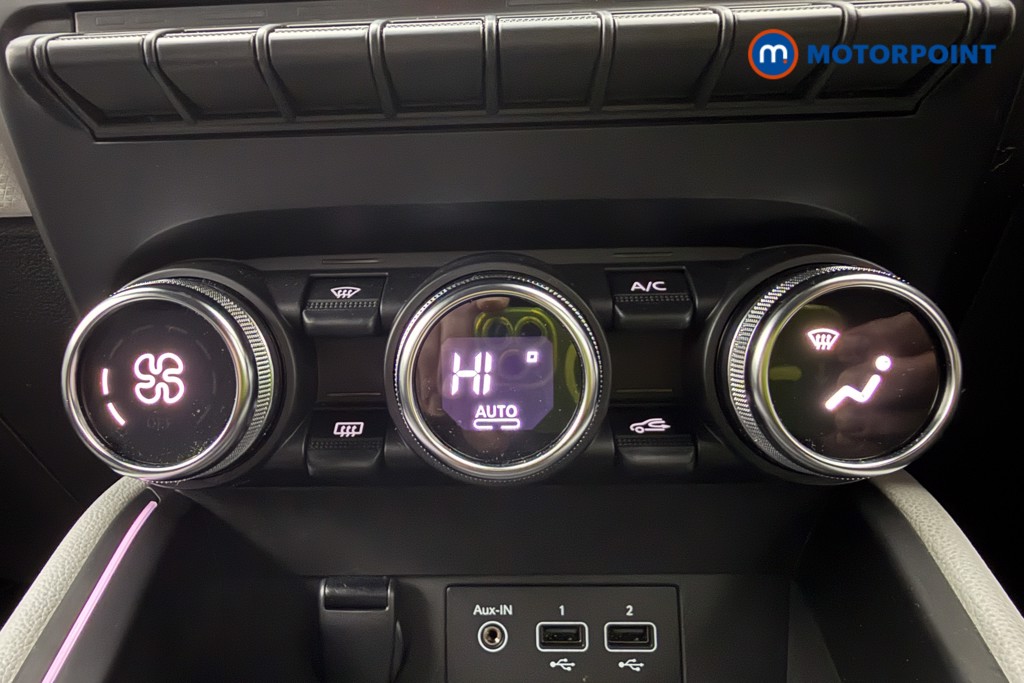 Renault Clio Techno Manual Petrol Hatchback - Stock Number (1615427) - 16th supplementary image