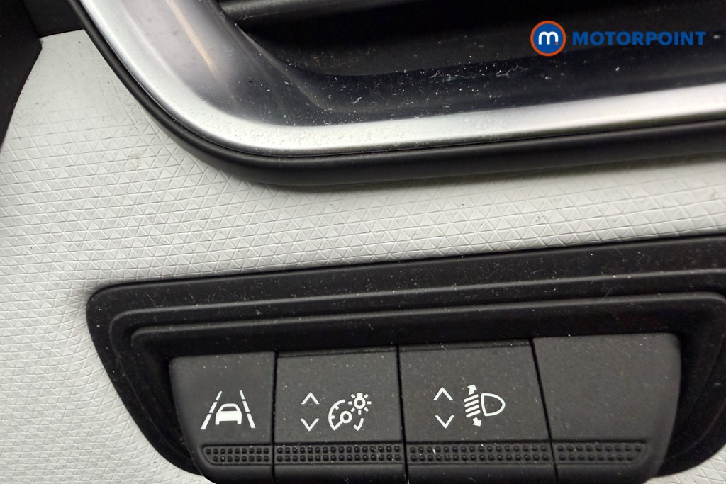 Renault Clio Techno Manual Petrol Hatchback - Stock Number (1615427) - 17th supplementary image