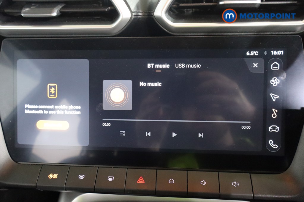 Mg Motor Uk ZS Trophy Automatic Petrol-Electric Hybrid SUV - Stock Number (1615484) - 7th supplementary image