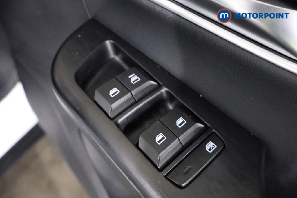 Mg Motor Uk ZS Trophy Automatic Petrol-Electric Hybrid SUV - Stock Number (1615484) - 17th supplementary image