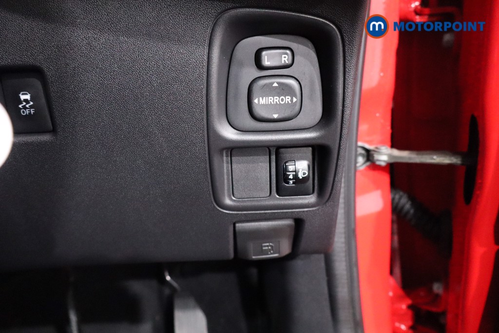 Toyota Aygo X-Play Automatic Petrol Hatchback - Stock Number (1615749) - 21st supplementary image