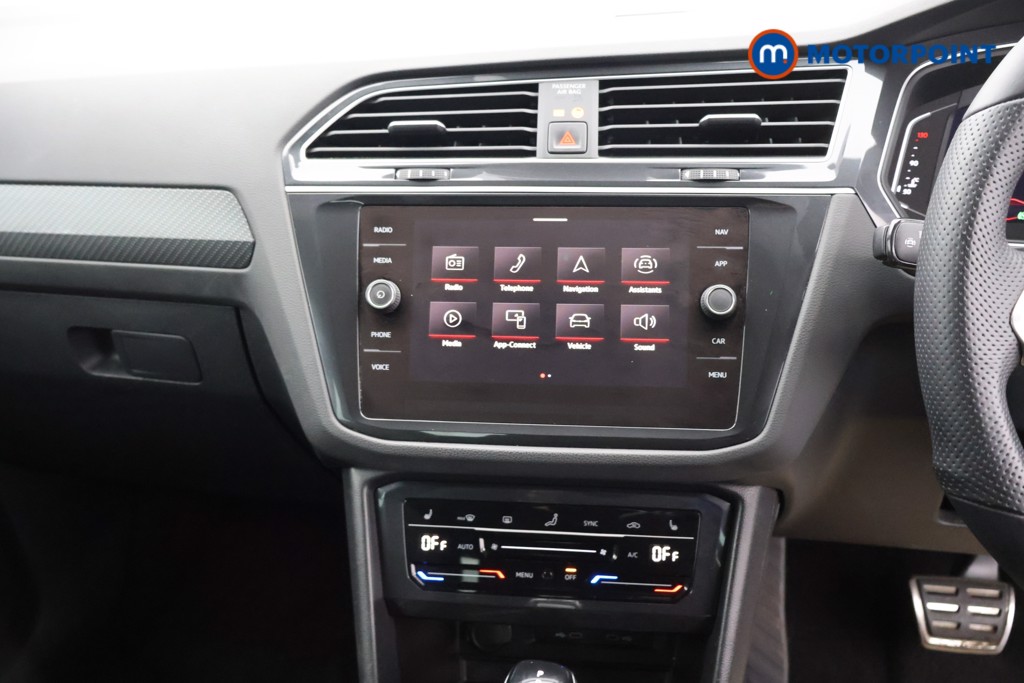 Volkswagen Tiguan R-Line Automatic Petrol SUV - Stock Number (1550840) - 5th supplementary image