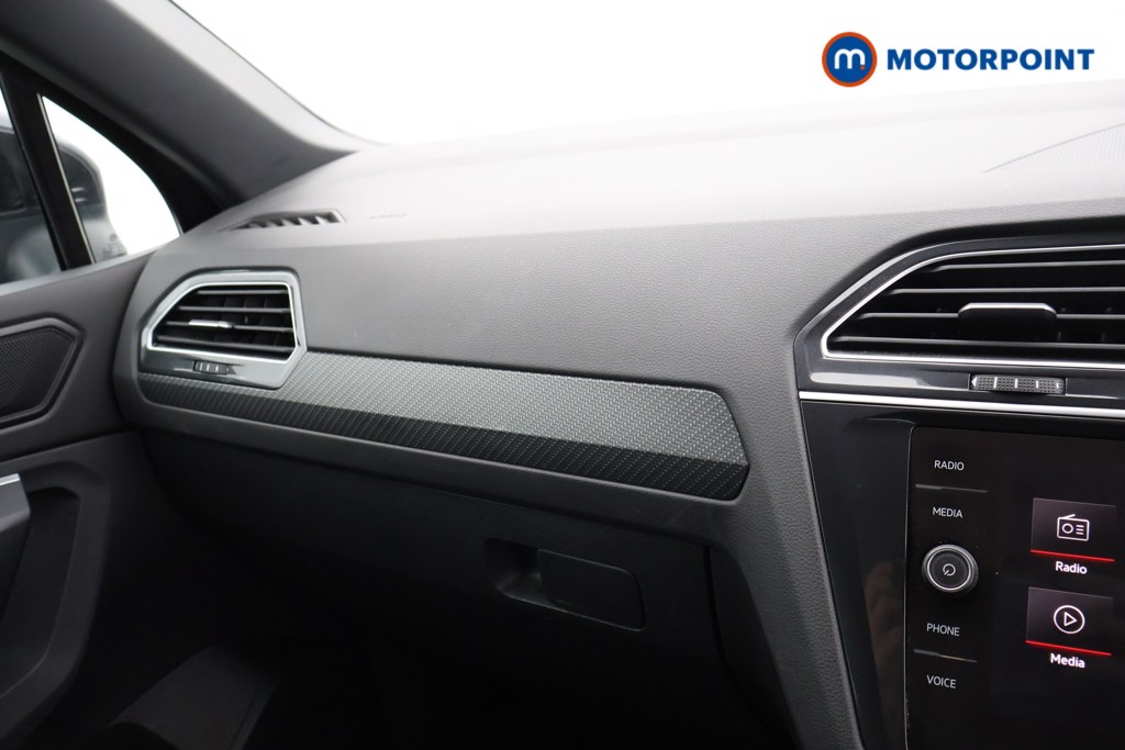 Volkswagen Tiguan R-Line Automatic Petrol SUV - Stock Number (1550840) - 7th supplementary image