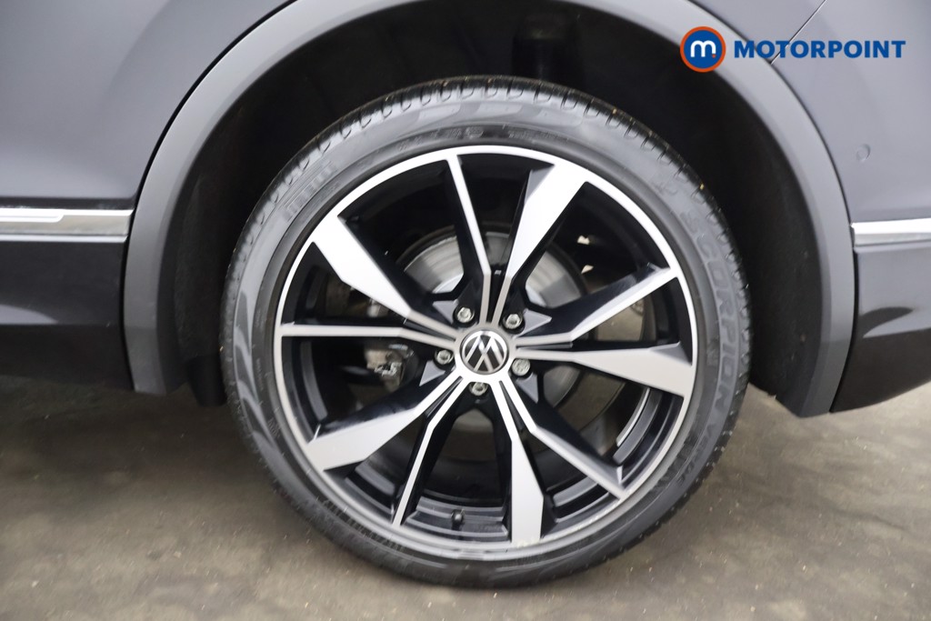 Volkswagen Tiguan R-Line Automatic Petrol SUV - Stock Number (1550840) - 19th supplementary image